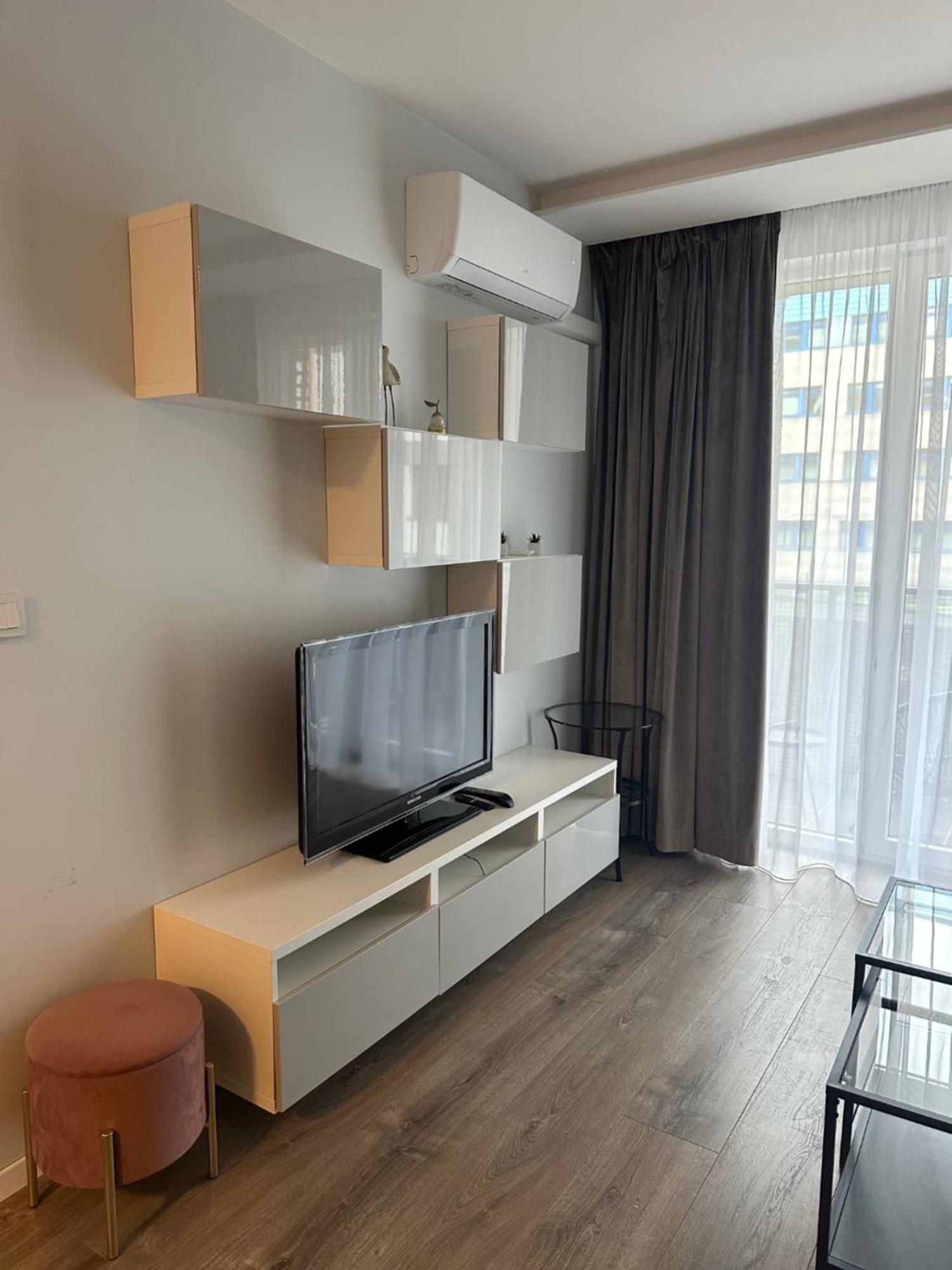 Modern Apartment Near To The Chopin'S Airport Cybernetyki 2A Varsovia Exterior foto