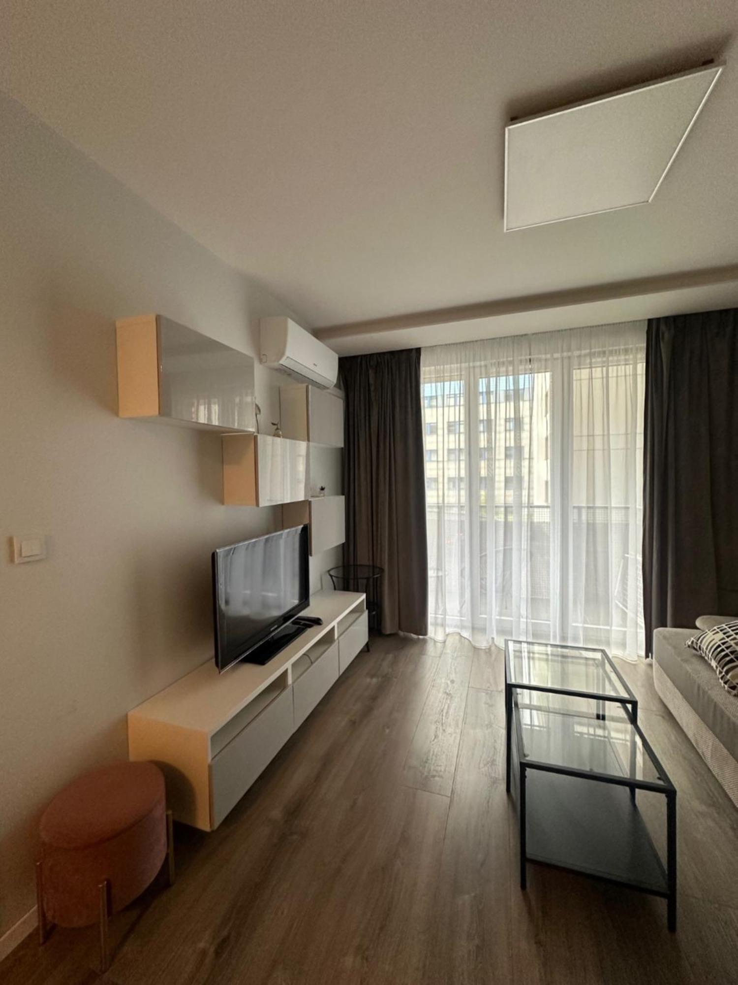 Modern Apartment Near To The Chopin'S Airport Cybernetyki 2A Varsovia Exterior foto